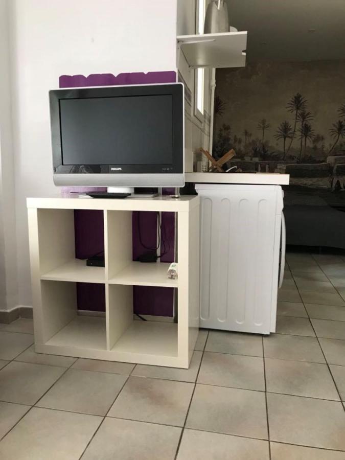 Studio Nicetoile Luaran gambar